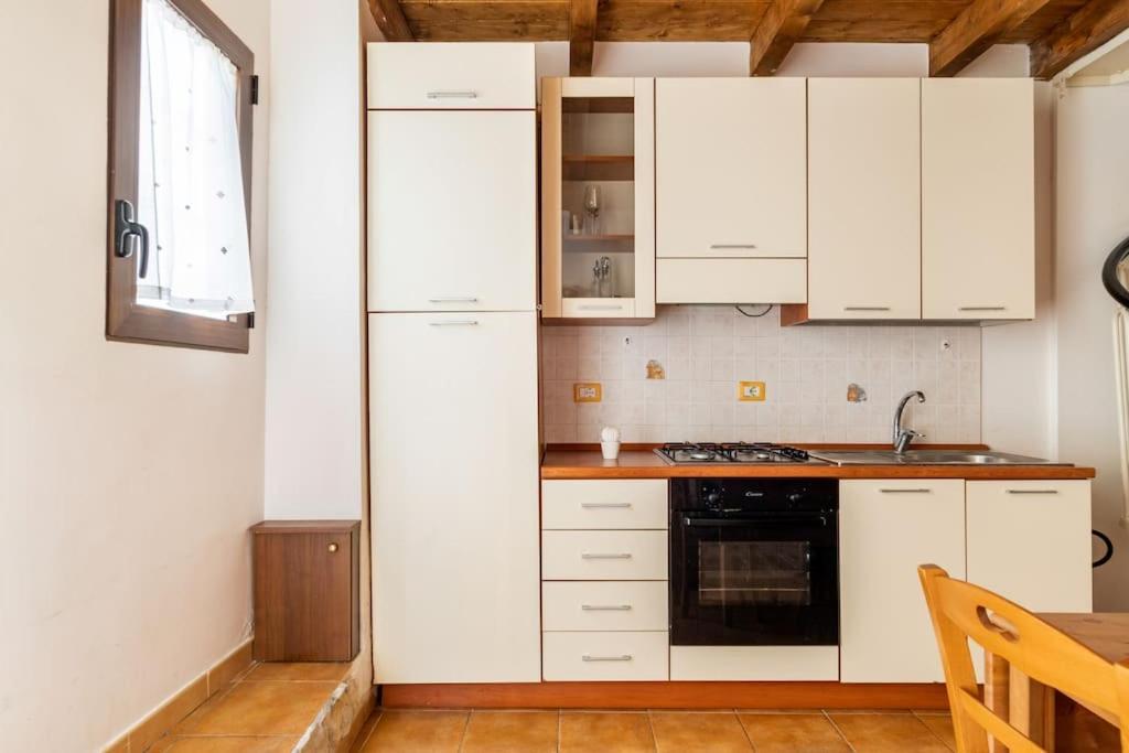 Apartamento Monolocale "Duomo" Mesina Exterior foto